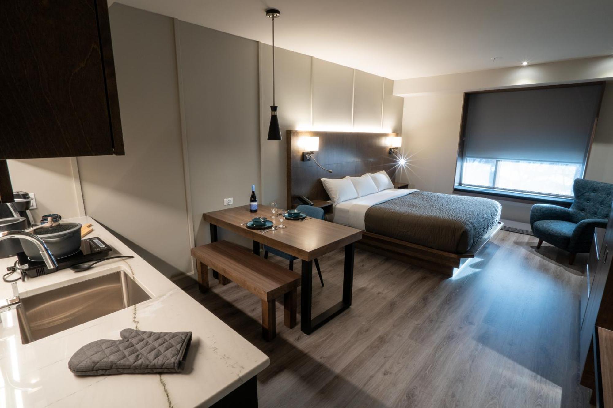 Hotel & Suites Normandin Lévis Екстериор снимка