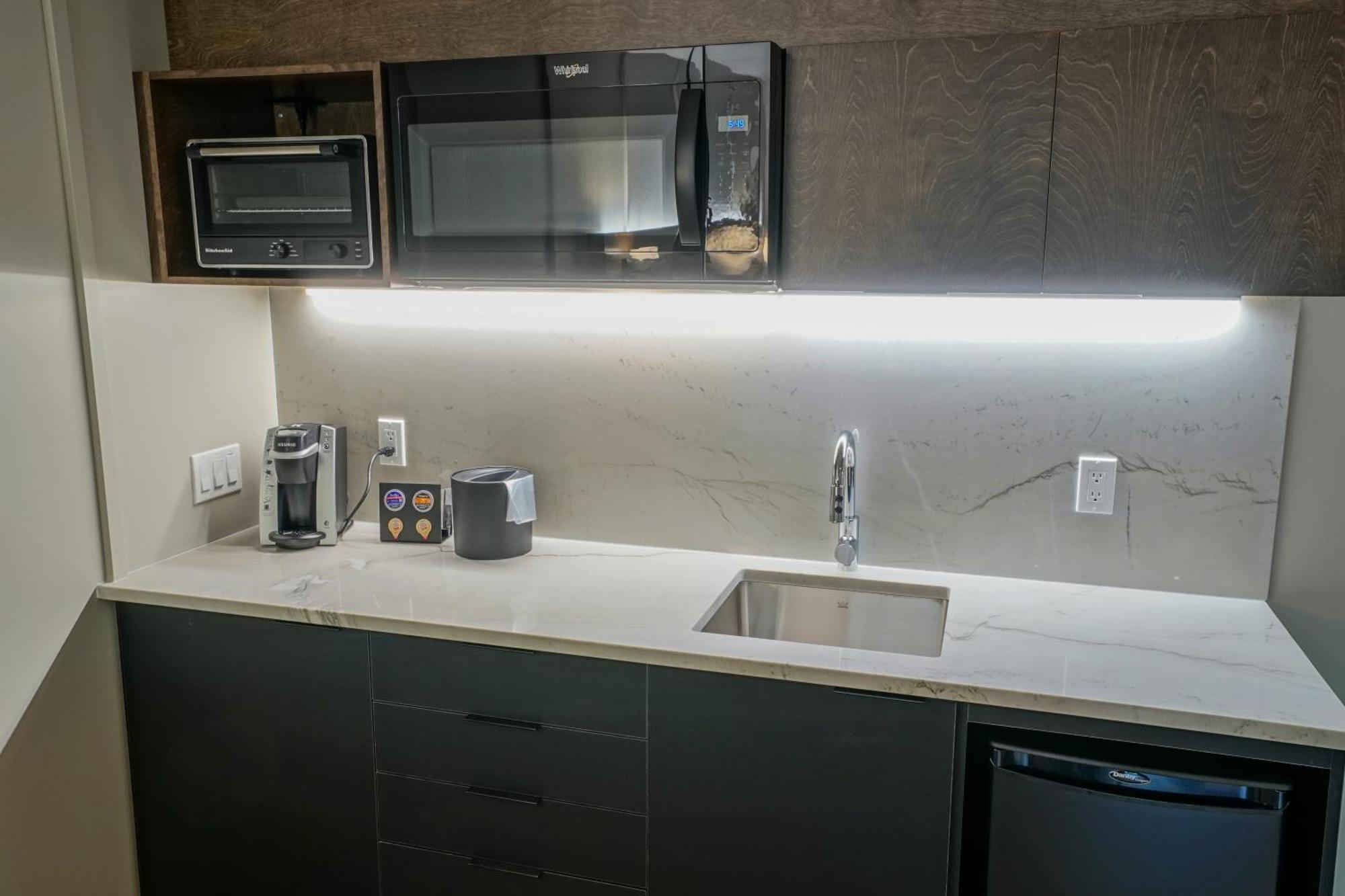Hotel & Suites Normandin Lévis Екстериор снимка