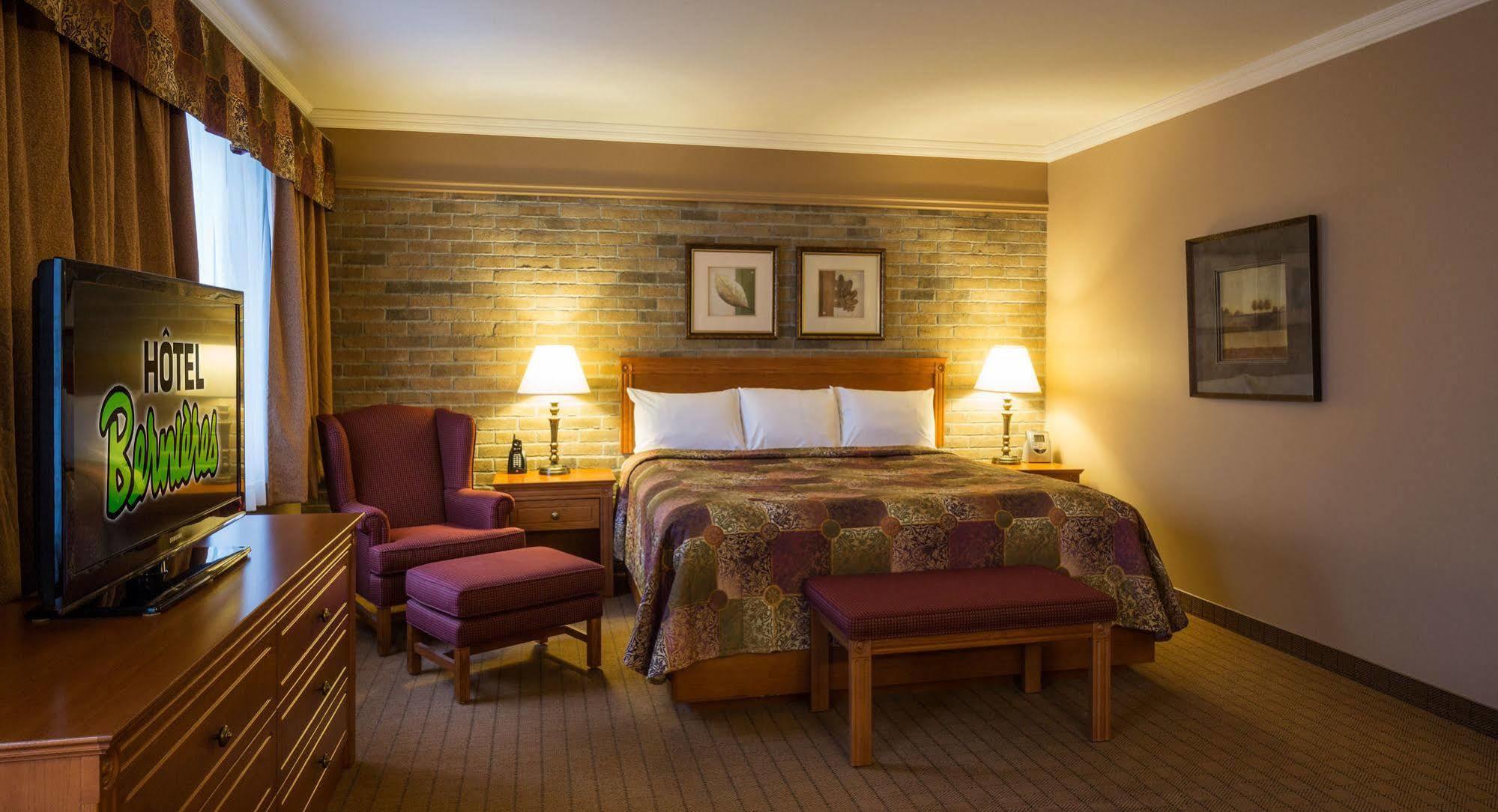 Hotel & Suites Normandin Lévis Екстериор снимка